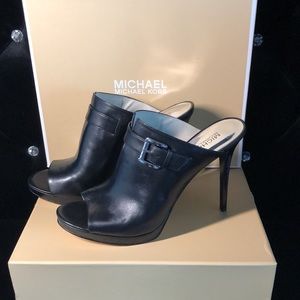 Michael Kors Isabella Mules. Peep Toe with Buckle.